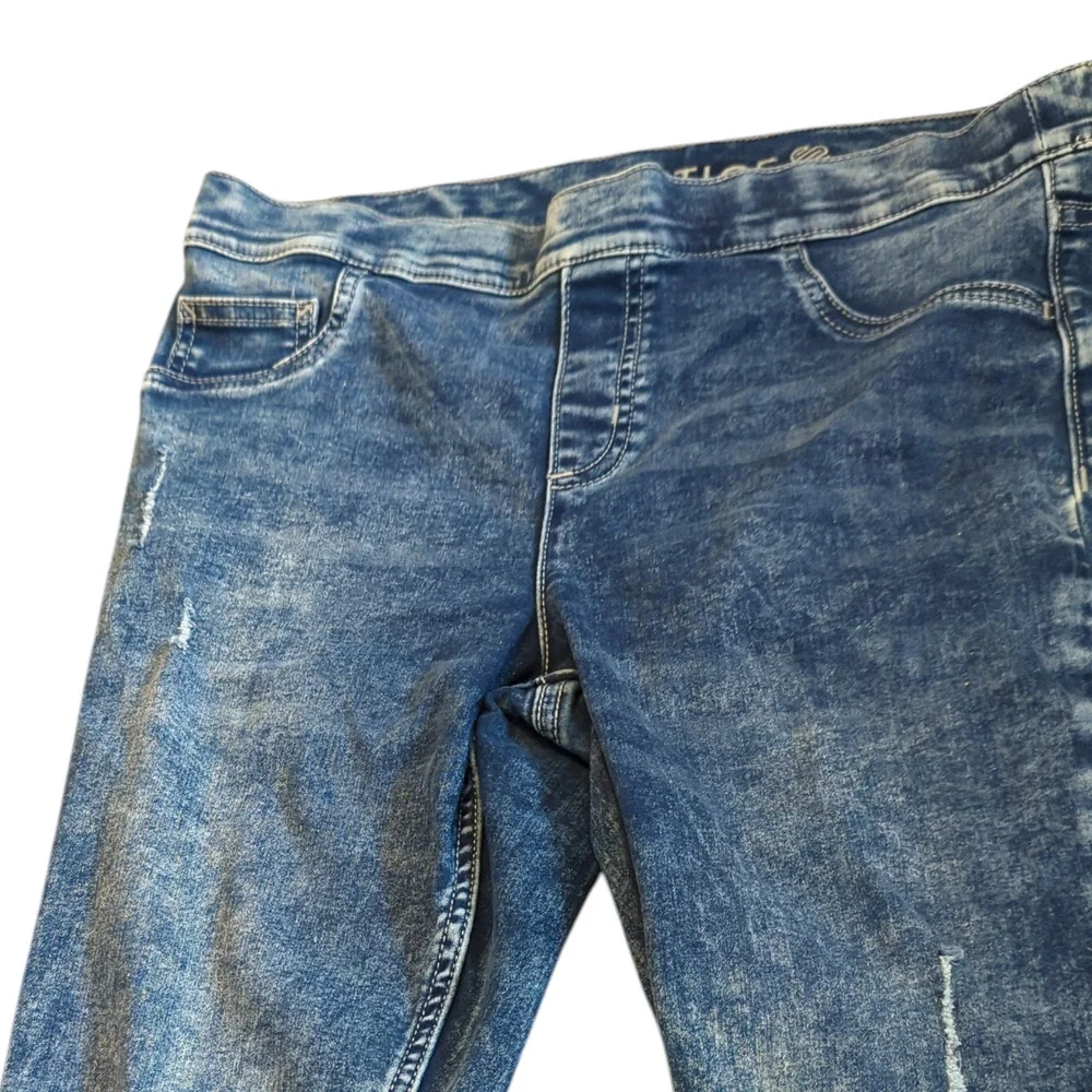 JUSTICE Girls 16 Plus Blue Distressed Skinny Jeans Casual School Medium Rinse